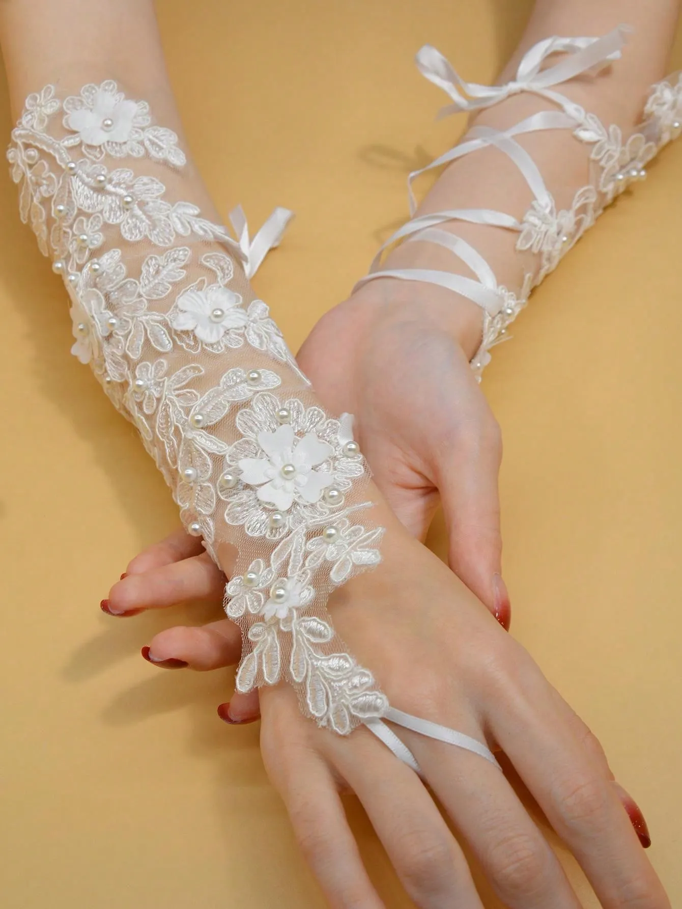 1 Pair Lace Embroidered Floral Short Wedding Bridal Gloves With Rhinestone Embellishments