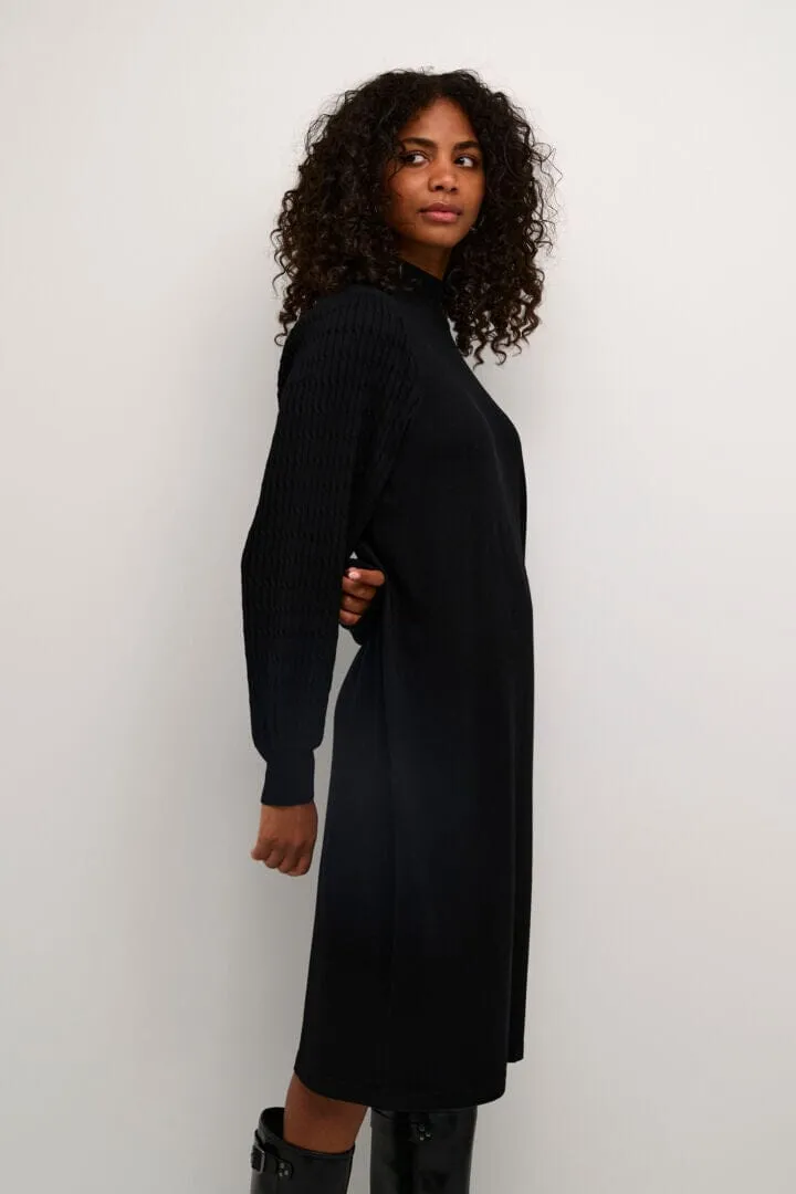 BLACK KNITTED RIBBED DRESS