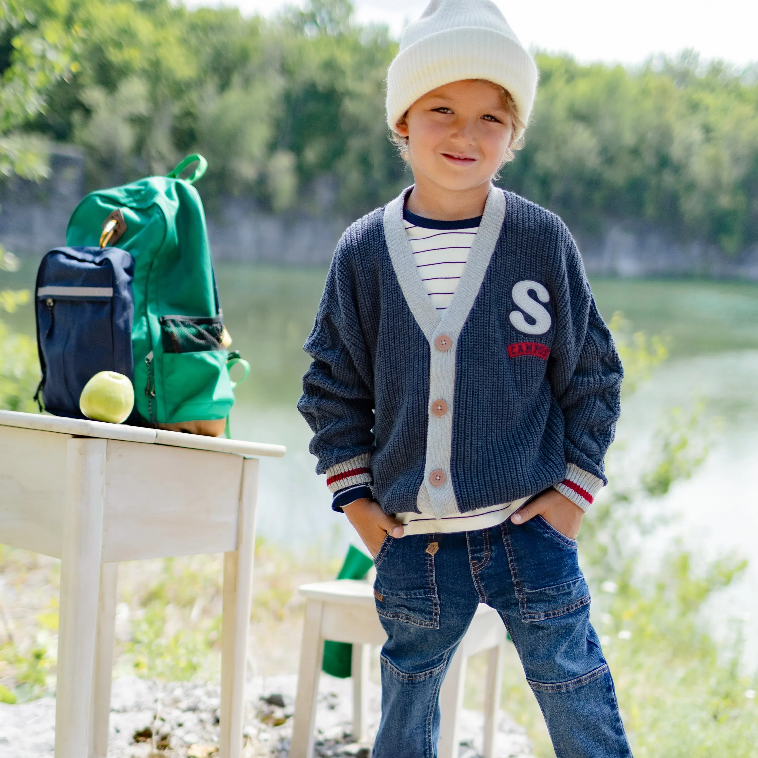 Cardigan de maille marine-gris effet bas de laine, enfant || Navy gray knitted cardigan with wool socks effect, child