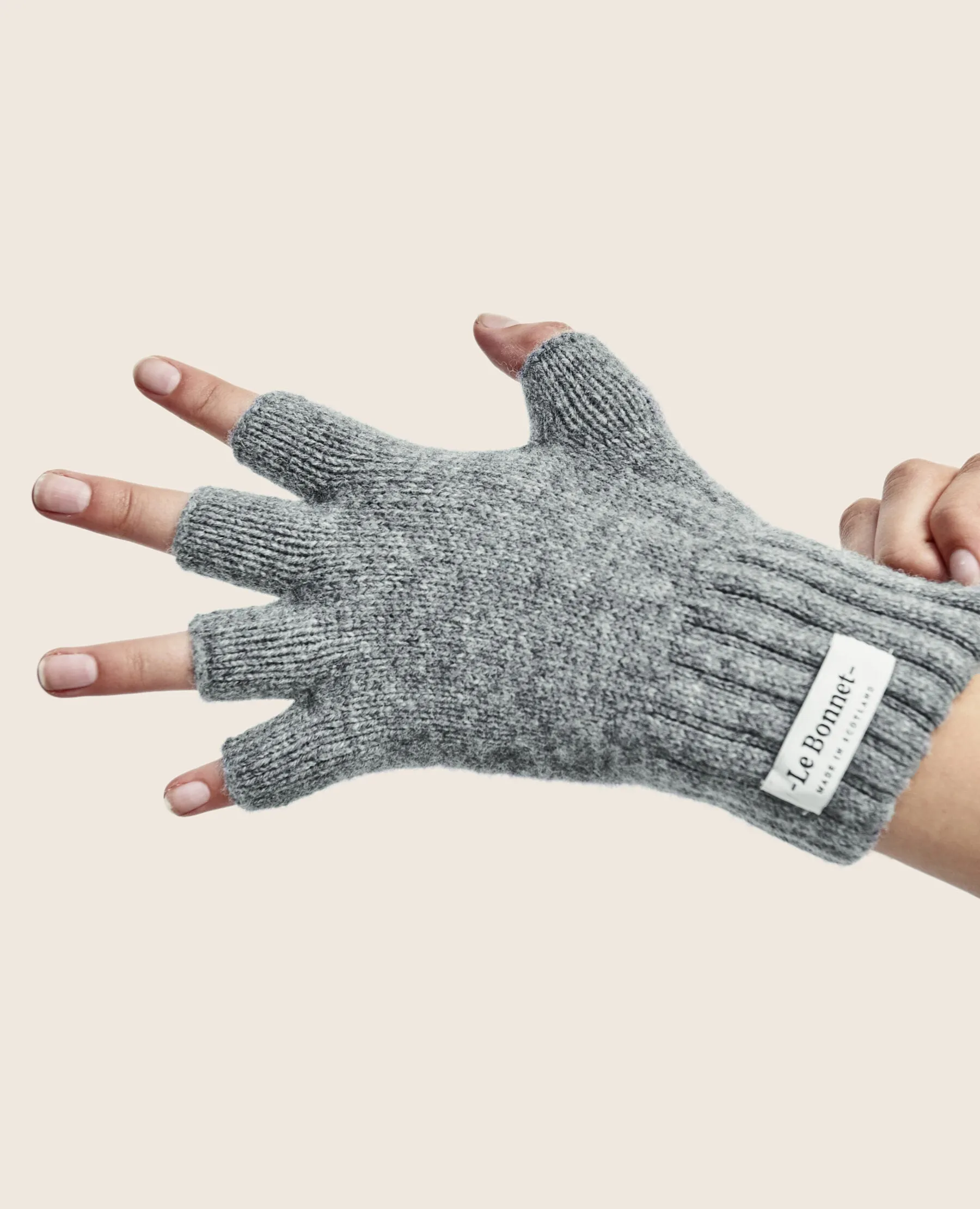 GLOVES FINGERLESS | SMOKE