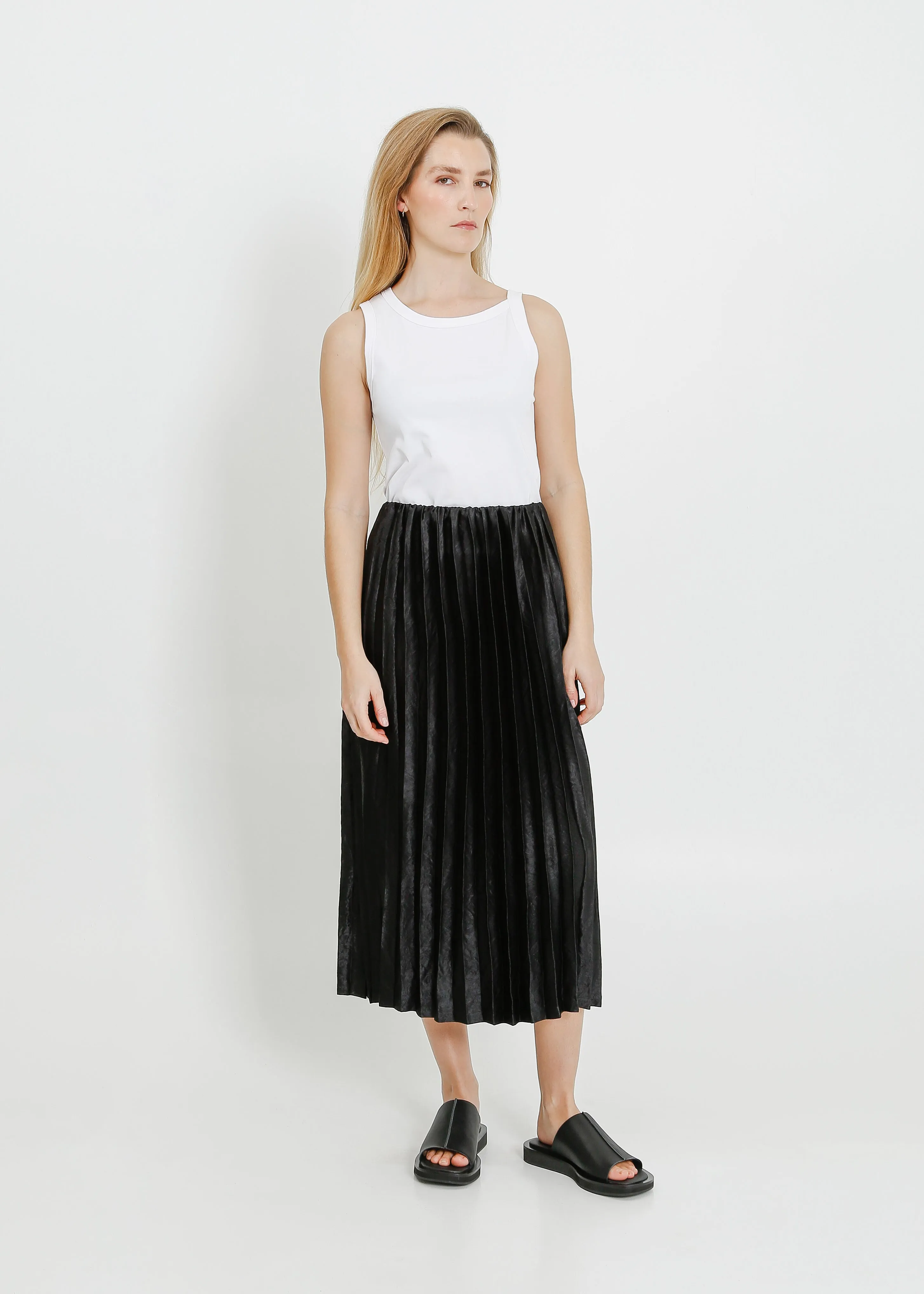 RILO PLEAT SKIRT / BLACK