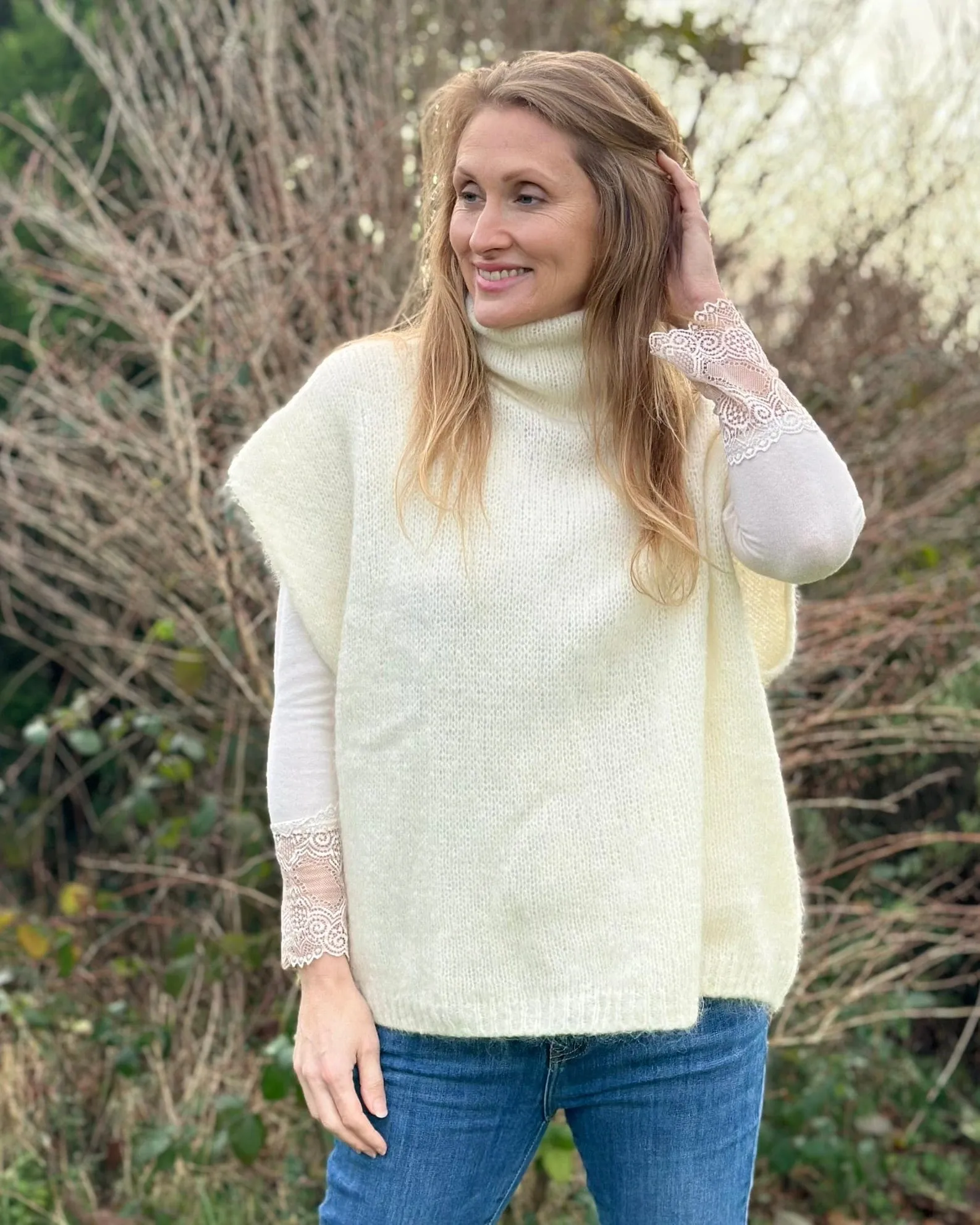 Roll Neck Mohair Tank Top - Cream