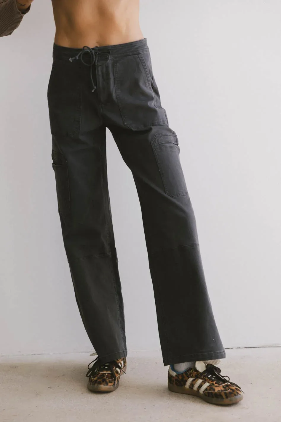 Tandry Cargo Pants in Charcoal