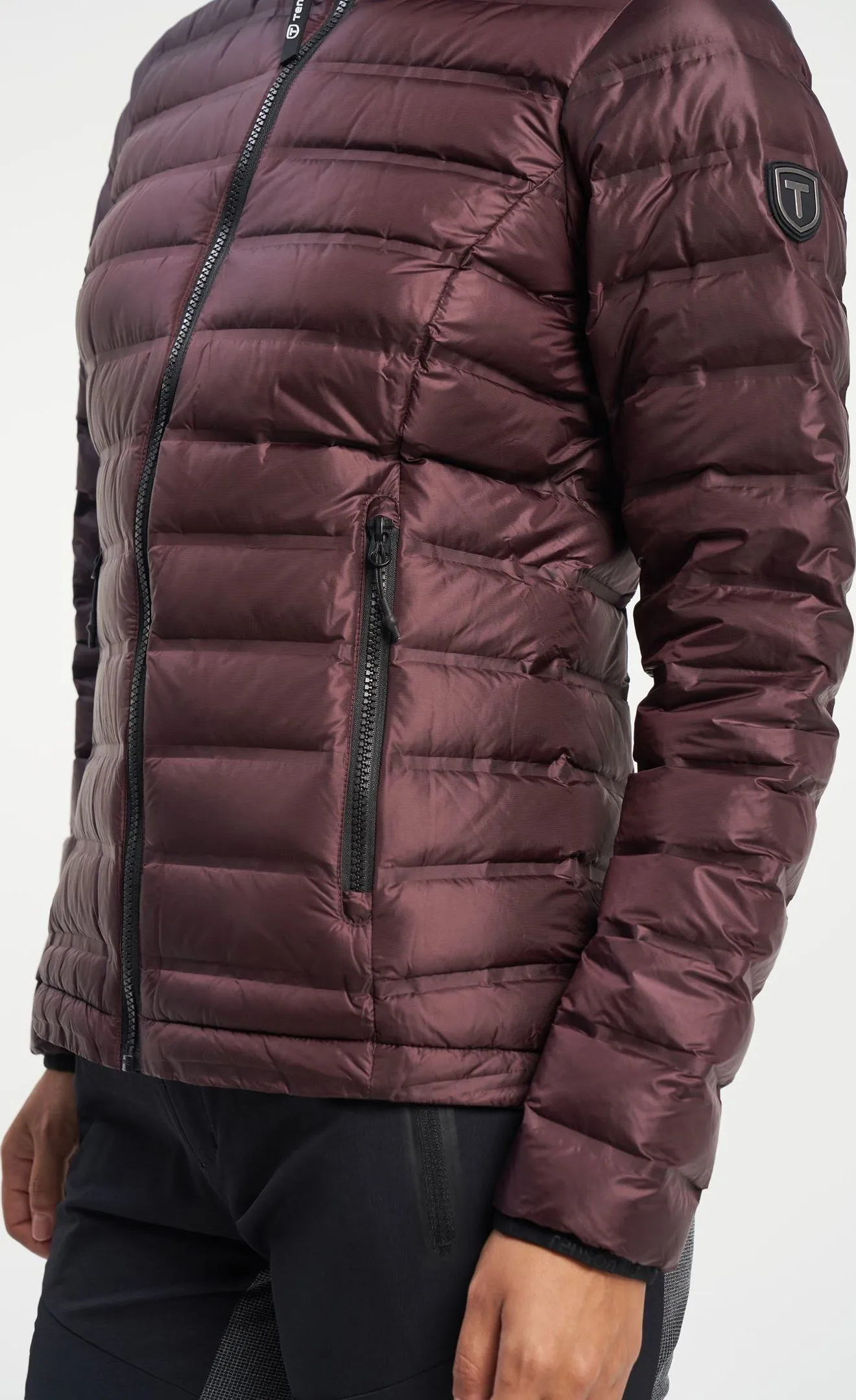 Tenson Women&#x27;s Icelyn Down Jacket Wine | Buy Tenson Women&#x27;s Icelyn Down Jacket Wine here | Outnorth