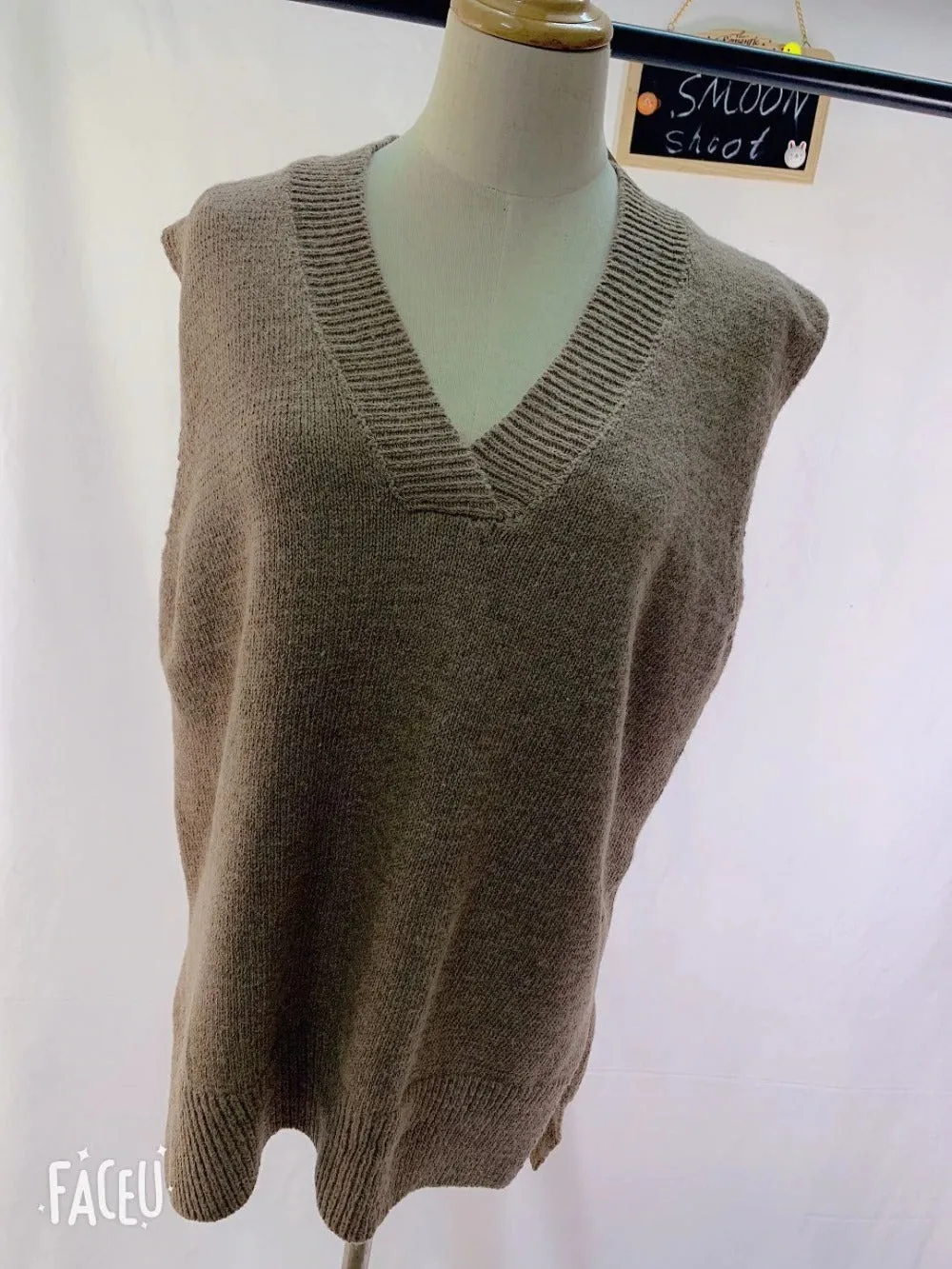 V neck Girls Pullover Vest Sweater Short Knitted Casual oversize Sweaters