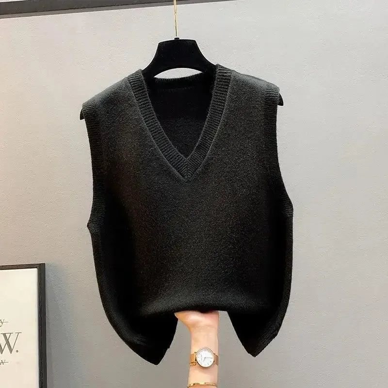 Women's Sleeveless Knitted Sweater Loose V Neck Sleeveless Knitwear Vest for Women Crop Knit Gilet Solid Color Waistcoat